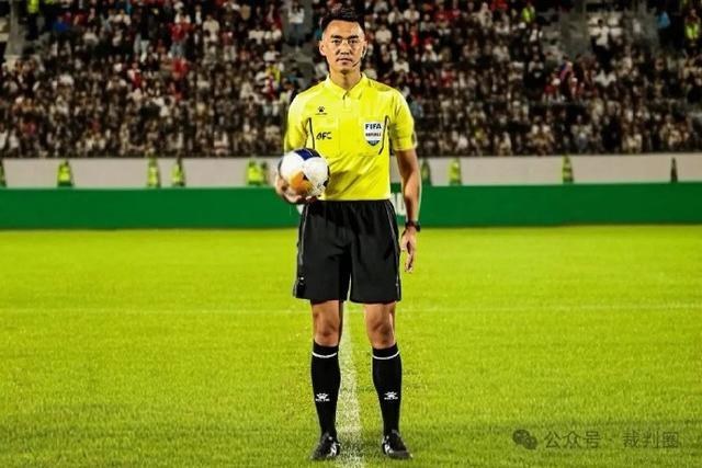 江南体育-杜健鑫等3位中国裁判顶替西亚裁判组，执法亚挑联赛事