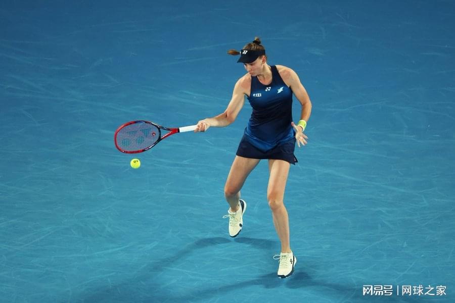 澳网最具看点女单比赛来了！莱巴金娜谈迎战斯瓦泰克：保持进攻